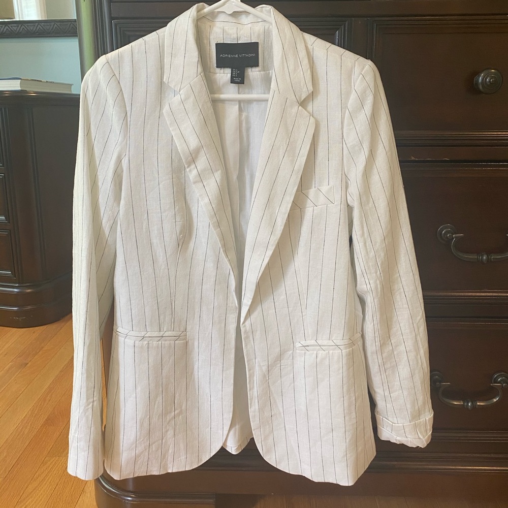 Adrienne Vittadini Woman’s Blazer size small